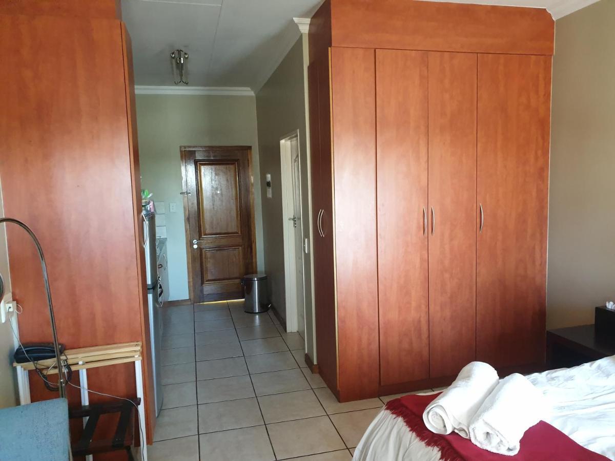 Grosvenor Apartments Pretoria-Noord 外观 照片