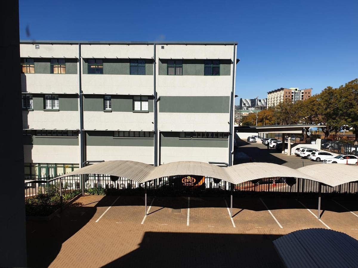 Grosvenor Apartments Pretoria-Noord 外观 照片