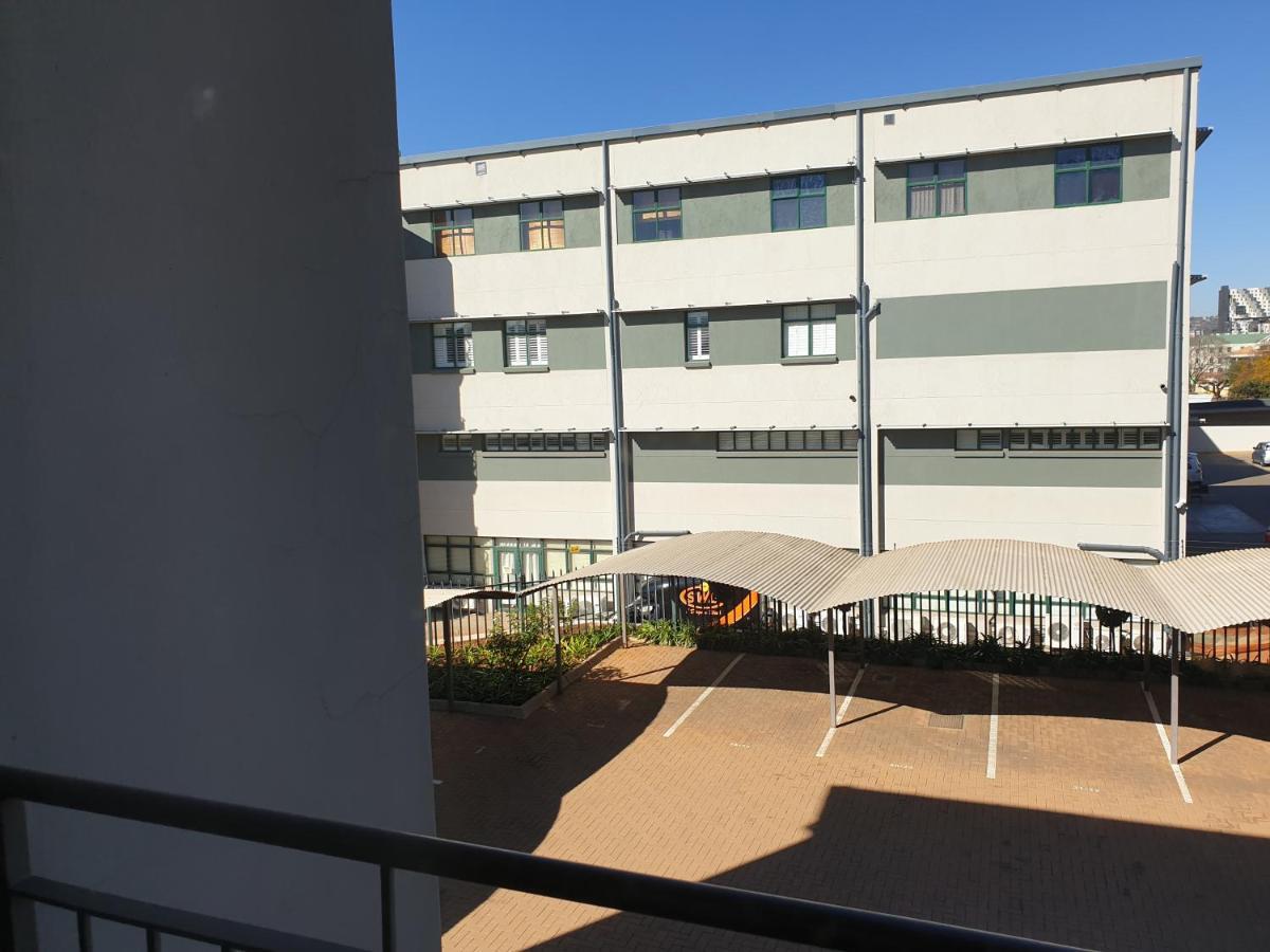 Grosvenor Apartments Pretoria-Noord 外观 照片