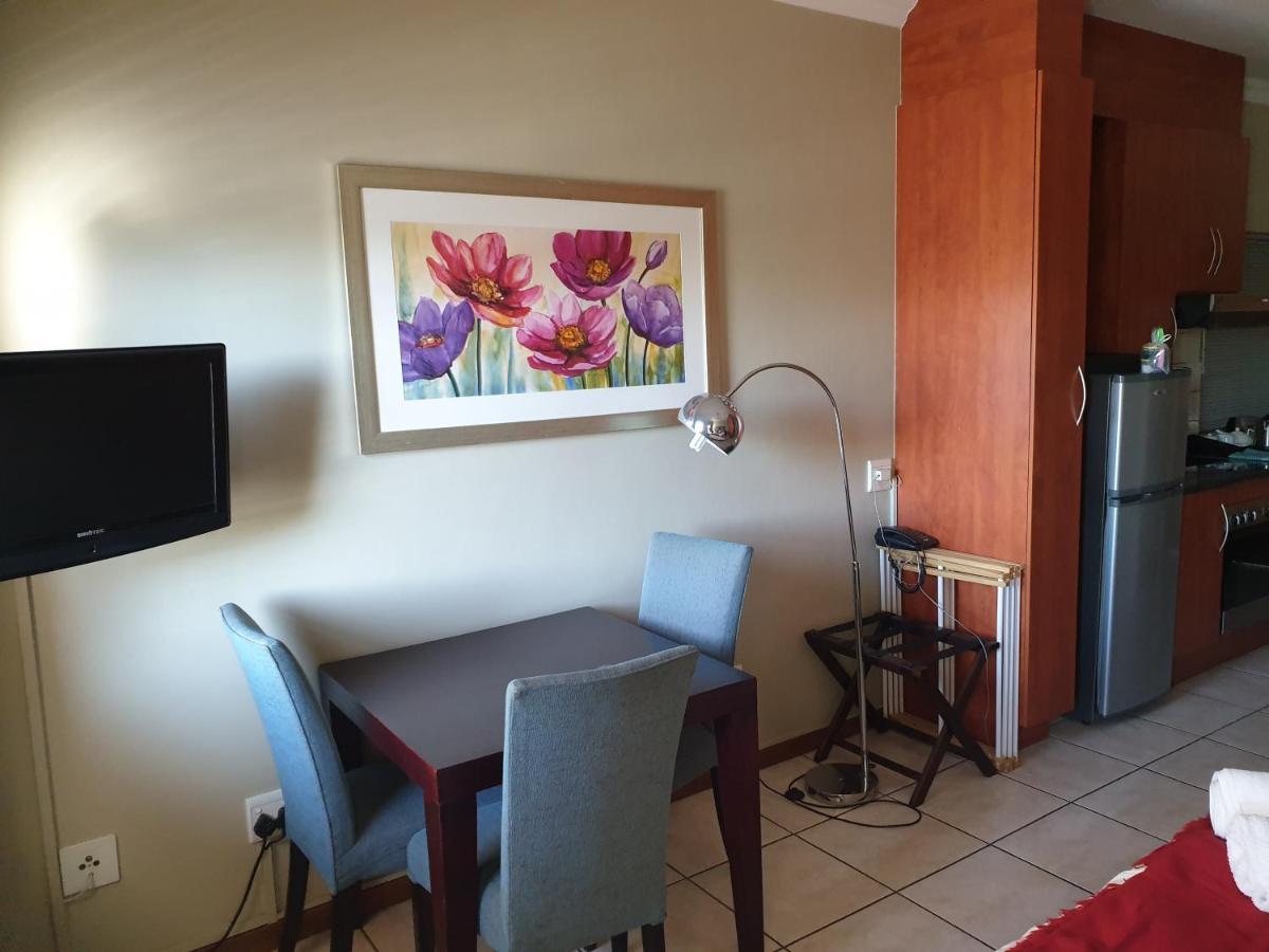 Grosvenor Apartments Pretoria-Noord 外观 照片