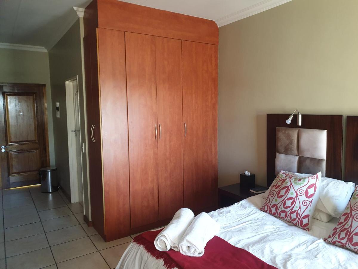 Grosvenor Apartments Pretoria-Noord 外观 照片