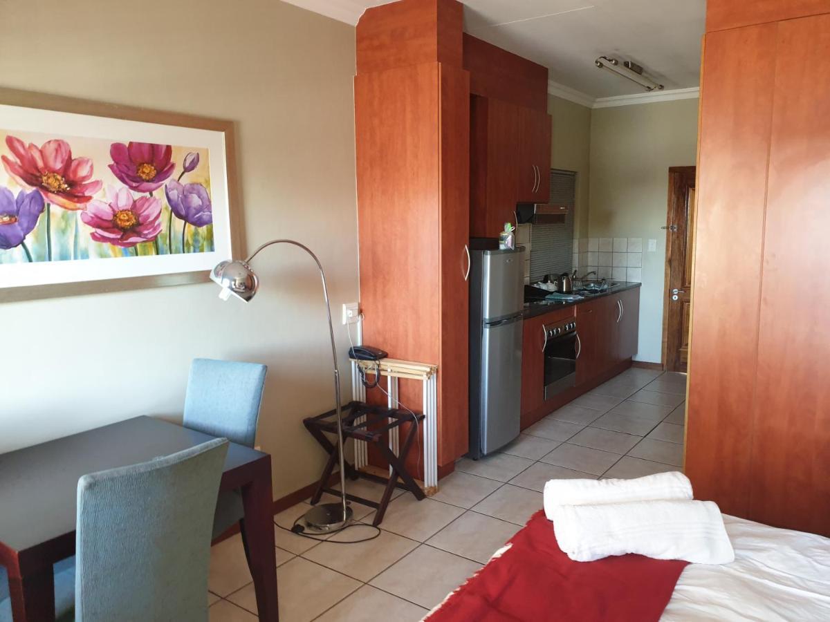 Grosvenor Apartments Pretoria-Noord 外观 照片