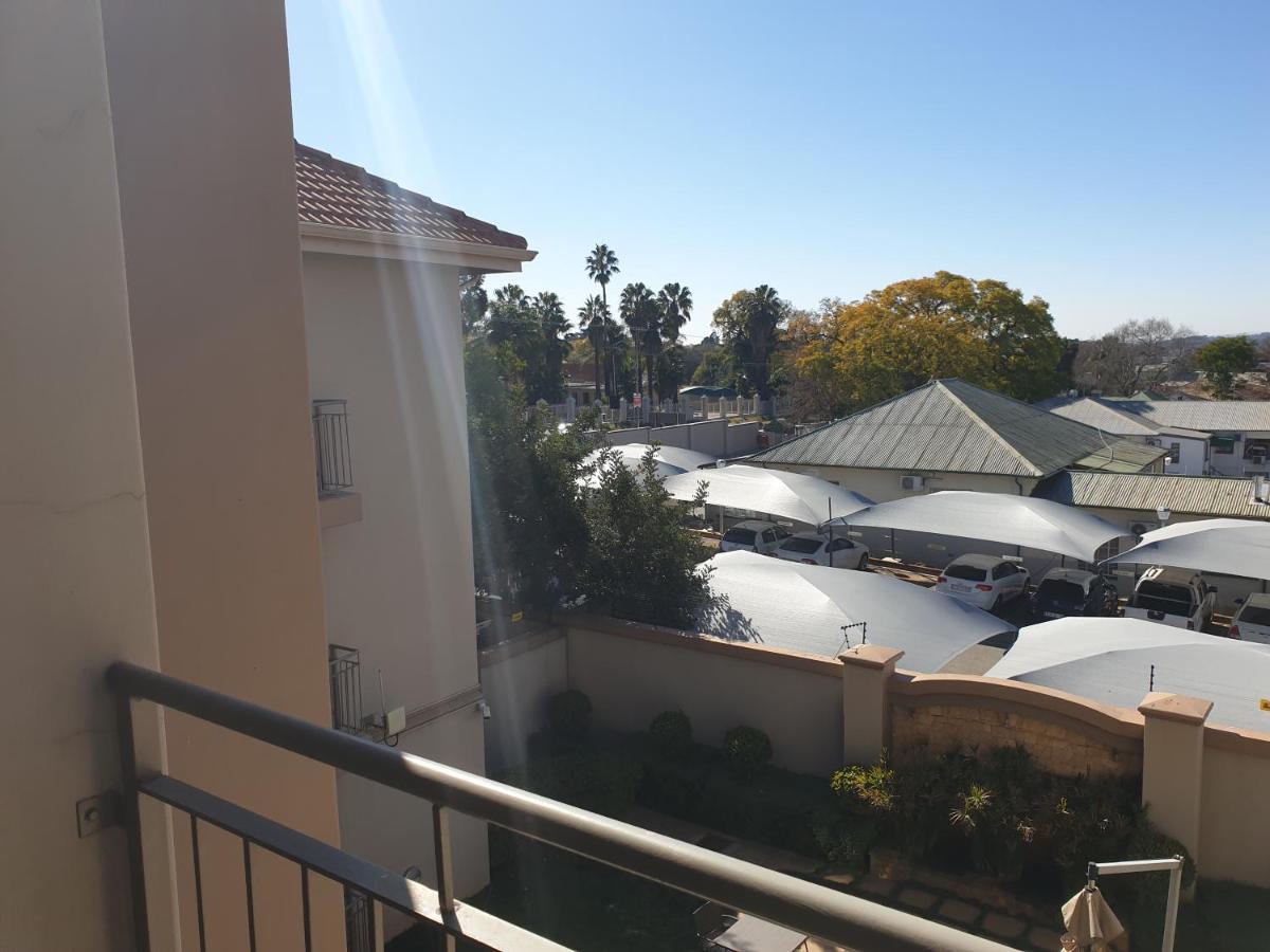 Grosvenor Apartments Pretoria-Noord 外观 照片
