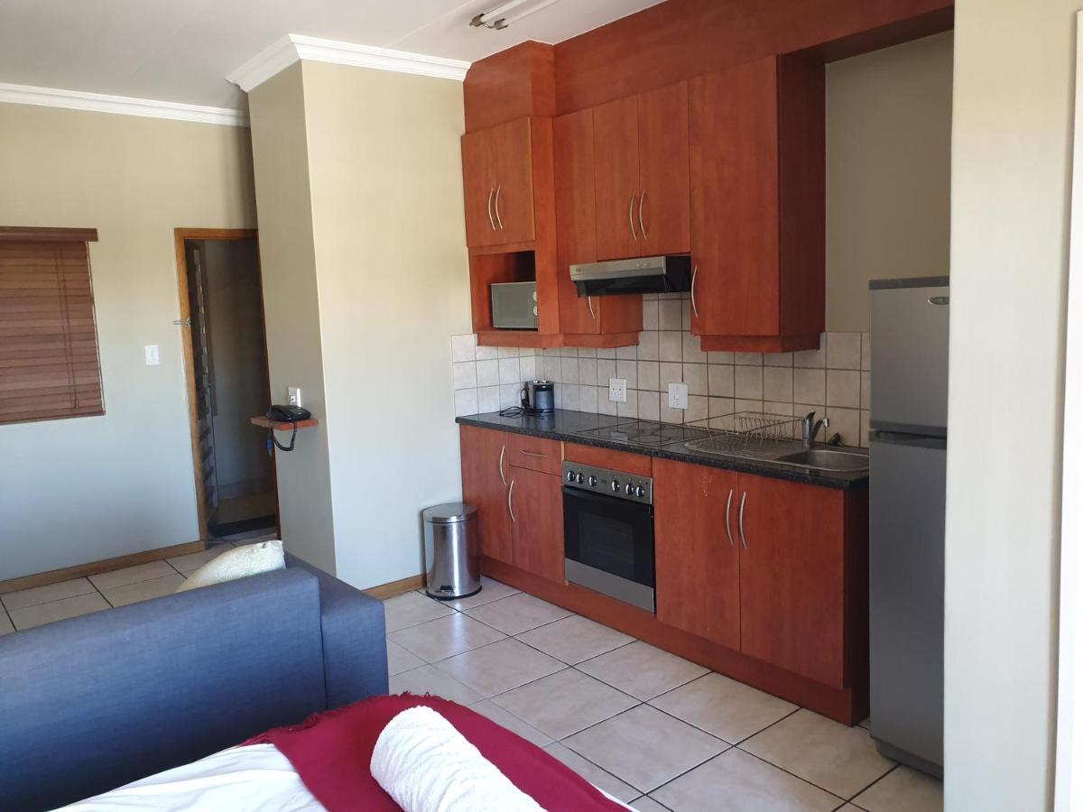 Grosvenor Apartments Pretoria-Noord 外观 照片